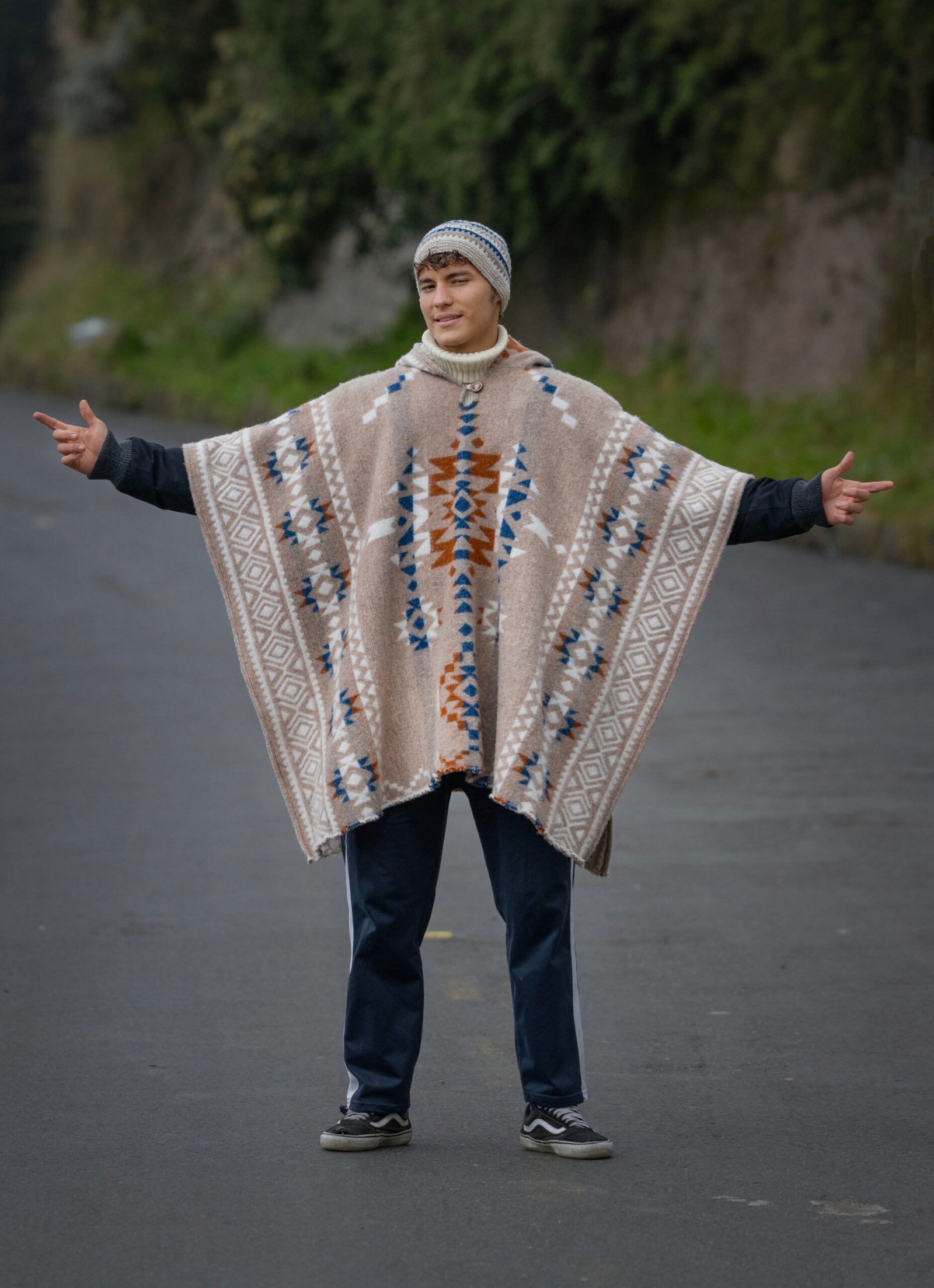 Ponchos-07 ponchos de oveja en ecuador