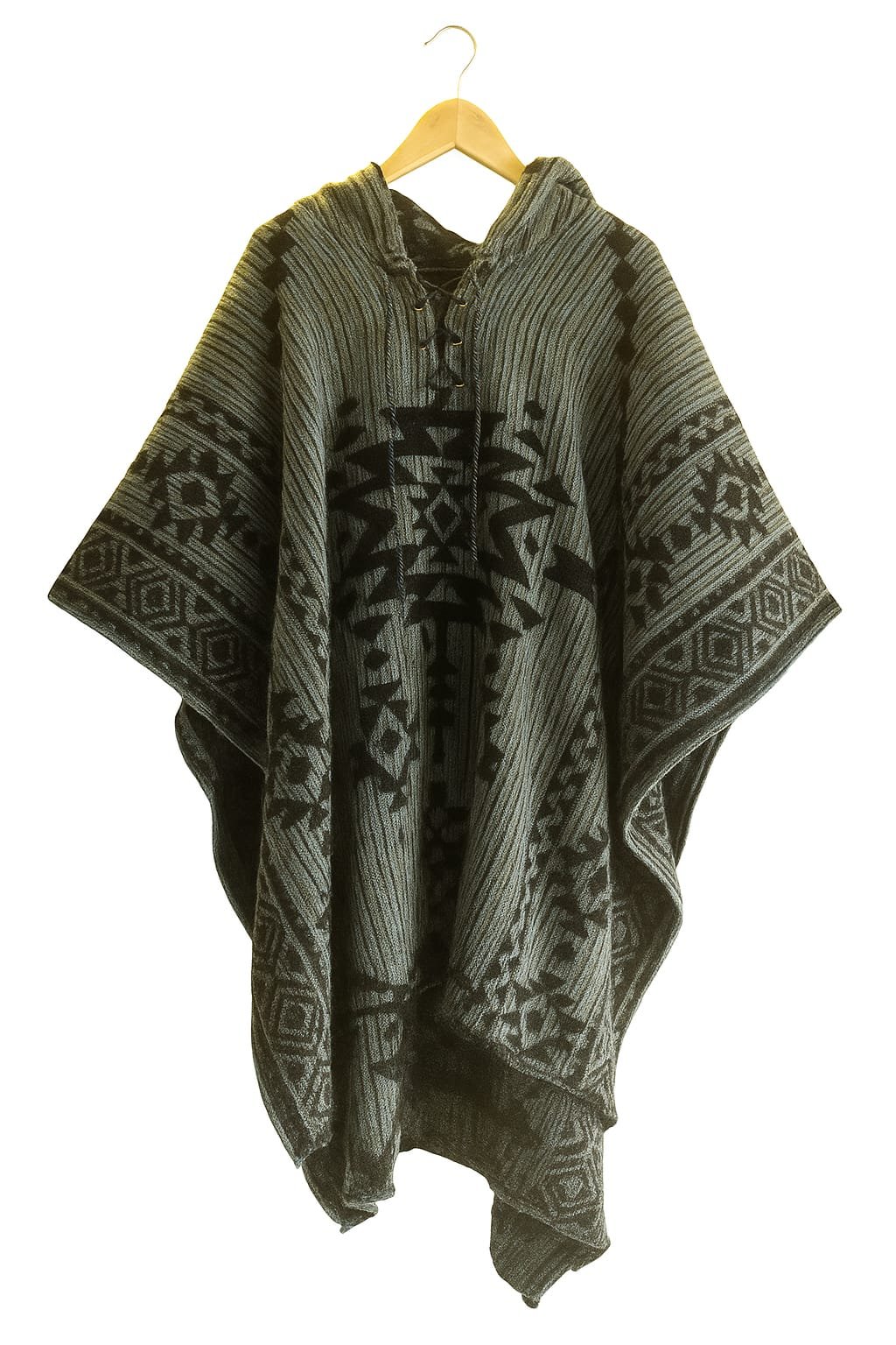 ponchos alpaca 1 Poncho andino con diseño etnico